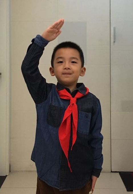 A classmate of courtesy and courtesy in class 4, grade one, first weeks